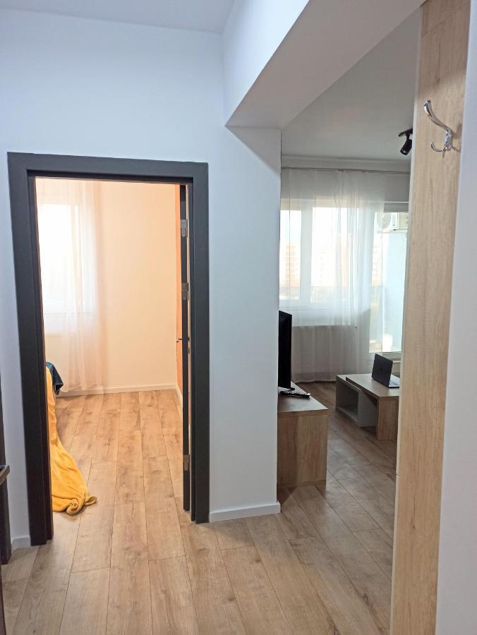 Stylish, Modern 2 Rooms Flat With River View, Near Presidential Palace Bükreş Dış mekan fotoğraf